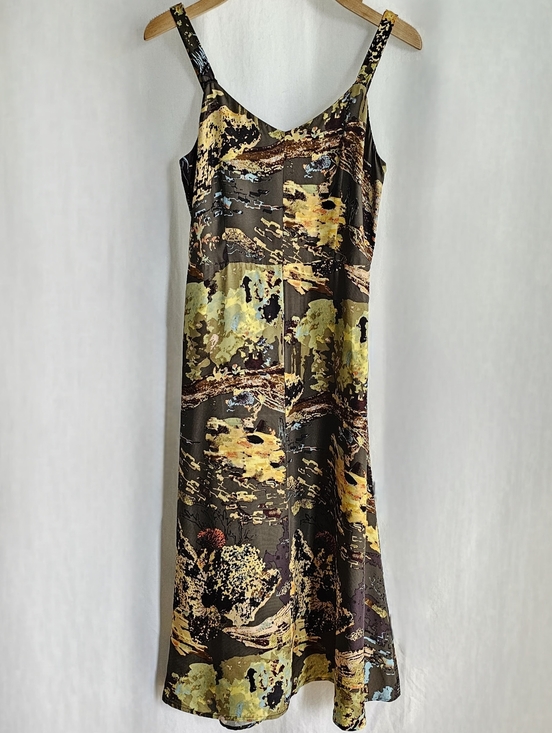 Aritzia Dresses & Skirts - Aritzia Wilfred Le Fou Colette Midi Slip Dress